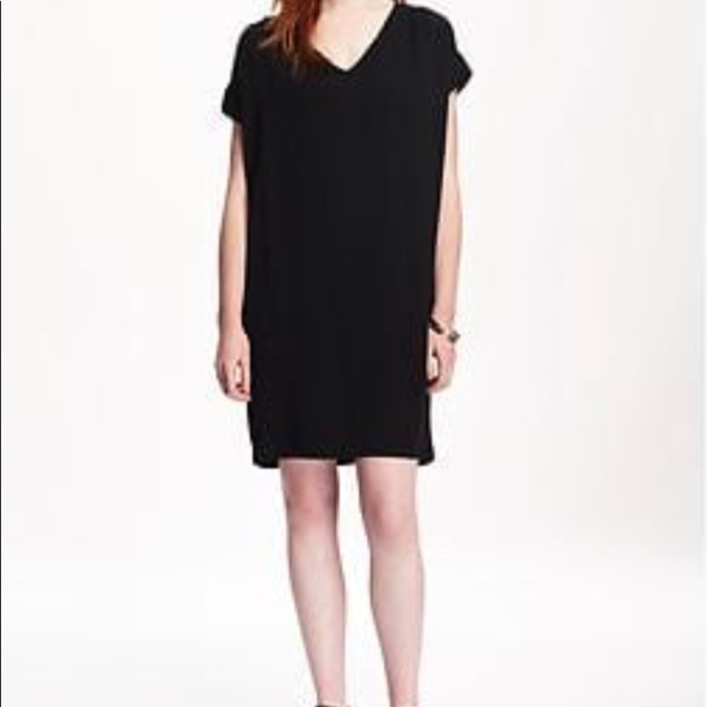 Black v-neck casual LBD dress NWT